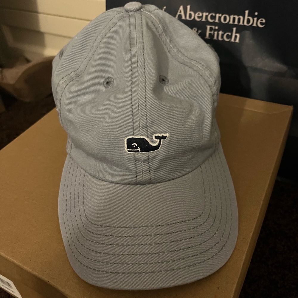 Vineyard Vines Hat